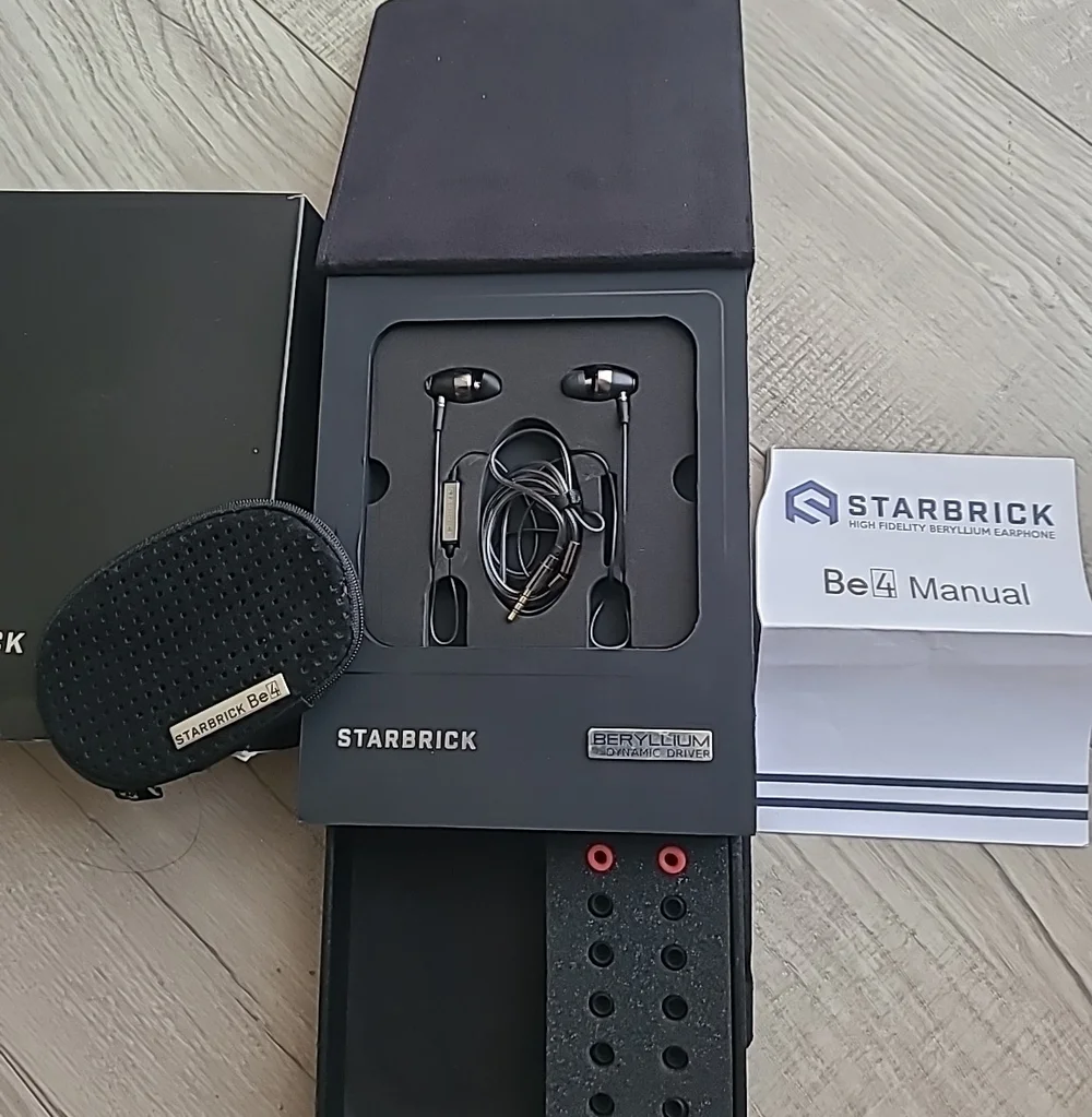 Be4 Black In-Ear Headset with Carry Case